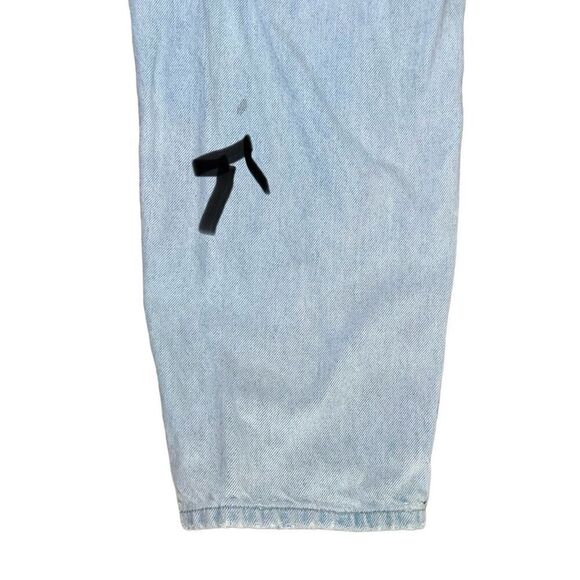 Faded Glory Relaxed Fit High Rise Light Wash Blue Jeans sz 18 - Picture 10 of 13